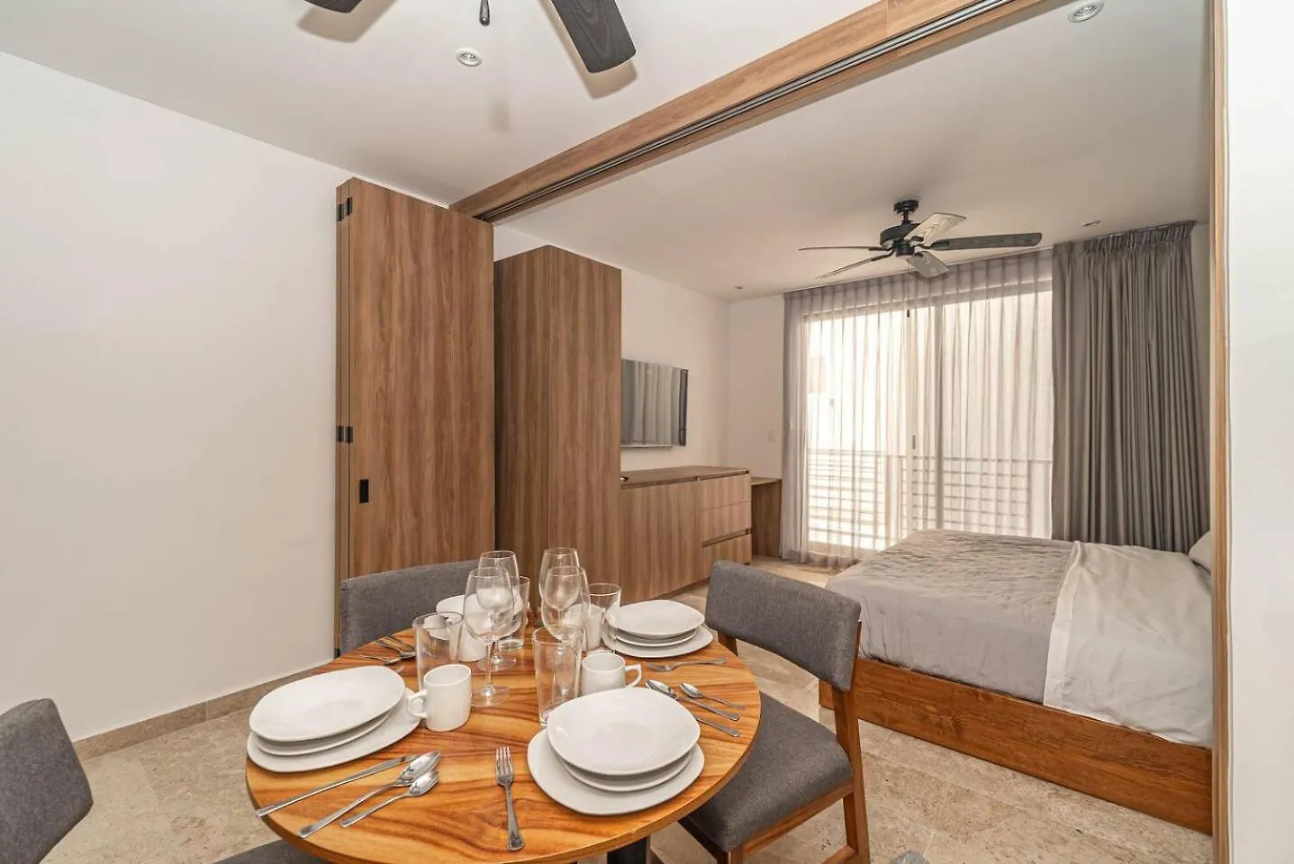 Holiday home King Studio With Private Balcony, Rooftop Pool, Gym Tulum