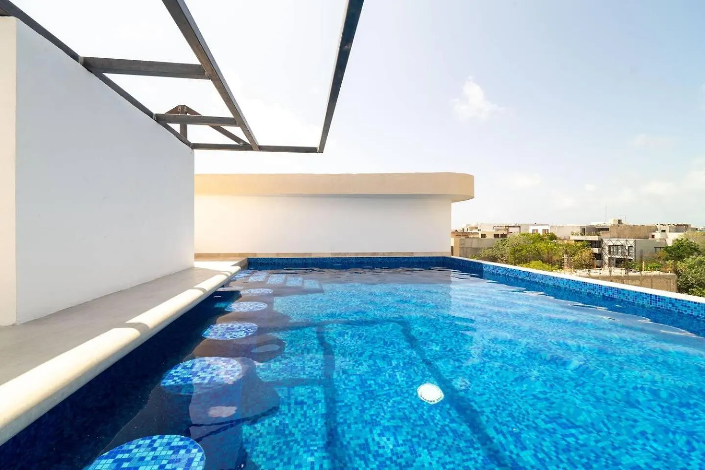 King Studio With Private Balcony, Rooftop Pool, Gym contacts