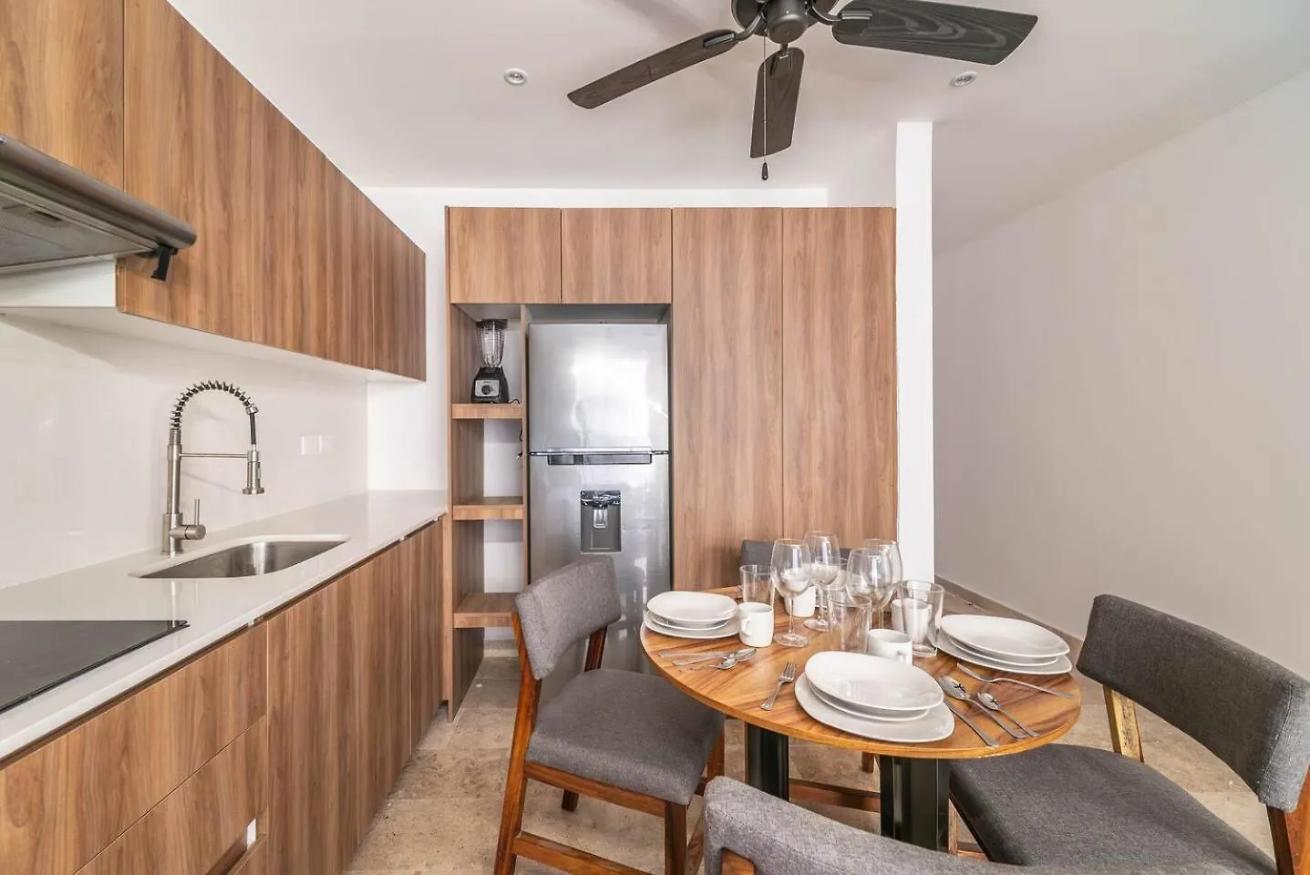 Holiday home King Studio With Private Balcony, Rooftop Pool, Gym Tulum